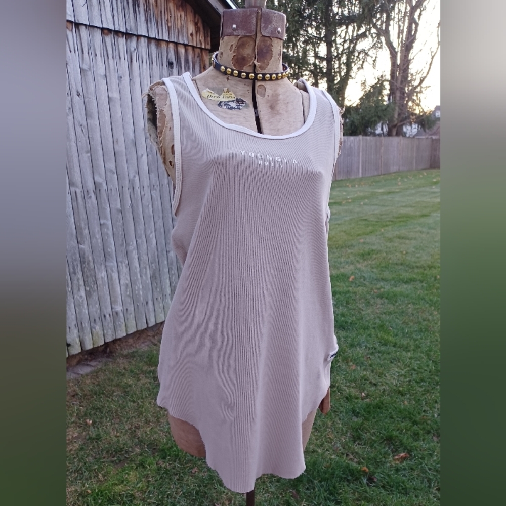 Young LA beige & offwhite cream ringer logo rocket tank top raw edge mens XL